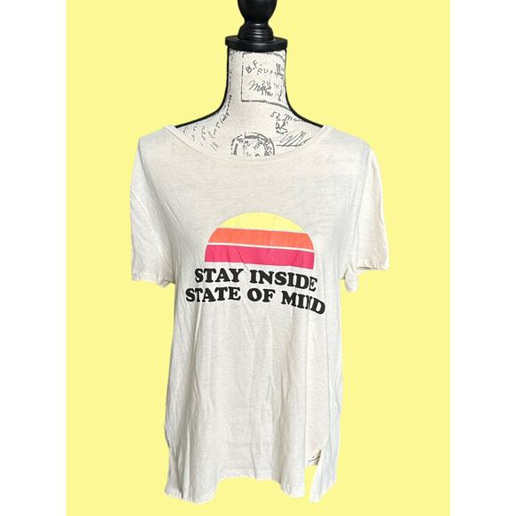 Freeze Short Sleeve Cream Stay Inside State of Mind Graphic T-shirt Medium NWOT - Picture 1 of 7
